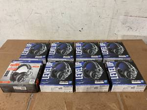 lot 278 image: LOT OF 8 RIG 400 HS PlayStation Gaming Headset for PlayStation, PC & Mobile, Camo