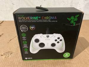 lot 285 image: Razer Wolverine V2 Chroma Wired Gaming Controller Xbox Series XS Controller