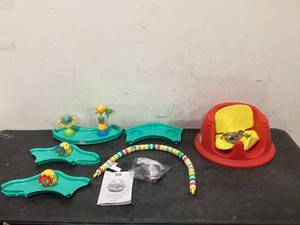 lot 650 image: Bright Starts 3-in-1 SuperSeat Playful Paradise, Baby Activity Seat with Toys, Snacking Tray, Booster Seat