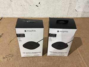 lot 295 image: LOT OF 2 Mophie Universal - Wireless charging pad  AC power adapter - 15 Watt