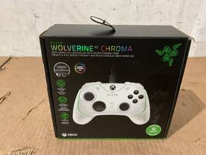 lot 289 image: Razer Wolverine V2 Chroma Wired Gaming Controller Xbox Series XS Controller