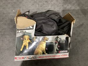 lot 660 image: Genuine Dickies 4-Piece Universal Automotive Seat Covers Pet Protection Kit