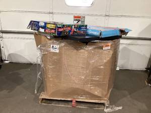 lot 908 image: Wholesale Pallet of Assorted Miscellaneous Items