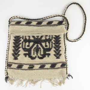lot 31 image: Vintage 70s Handwoven Greek Wool Bag