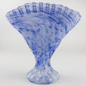 lot 68 image: FENTON Vasa Murrhina 7 Fan Vase - Blue Mist  #6457BM