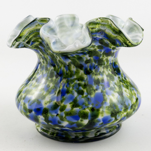 lot 70 image: FENTON Vasa Murrhina 4  Vase - BlueAdventurine Green  #6454GB