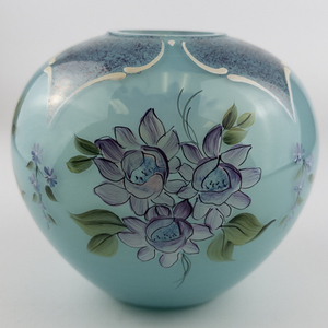 lot 77 image: FENTON Connoisseur Collection 6 Persian Blue Vase. Signed by designer Martha Reynolds and Handpainted and signed by Artist D Anderson.  NUMBERED LIMITED EDITION