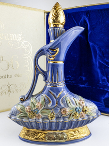 lot 85 image: Vintage 1962 JIM BEAM 156 Months Old Genuine Regal China Decanter with Original Box 12.5