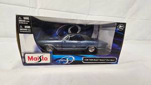 1965 Buick Riveria Model Car