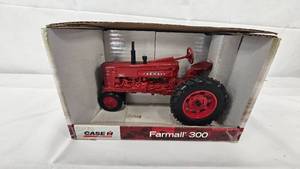 Farmall 200 Die Cast by Case