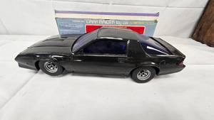 Dark Raider Model Car