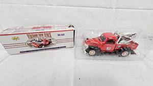 Vintage Mobil Gas Tow Truck Replica Coin Bank