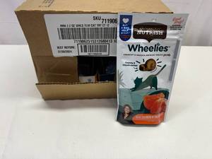 12x 2.2oz Nutrish Wheelies Salmon Cat Treats