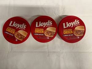 EE. 3x 16oz Lloyds Seasoned Shredded Chicken in BBQ Sauce