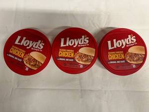 EE. 3x 16oz Lloyds Seasoned Shredded Chicken in BBQ Sauce