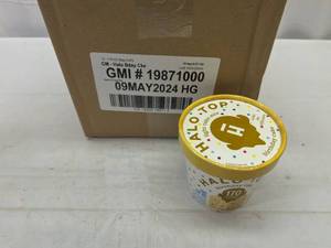 KK. 12x 1.76oz Halo Birthday Cake Cups