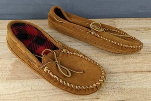 lot 146M image: Minnetonka Casey Slipper Moccasin Shoes Mens Size 12 Brown N