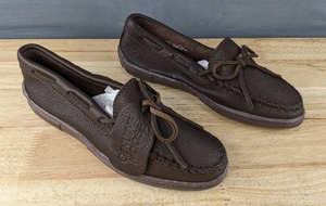 lot 166M image: New Minnetonka Moosehide Classic Slip-On Moccasin Shoes Womens Size 8 Dark Brown N