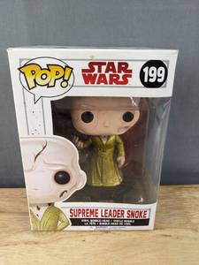 lot 347J image: Brand New Funko Pop Star Wars Supreme Leader Snokie #199 Figure V