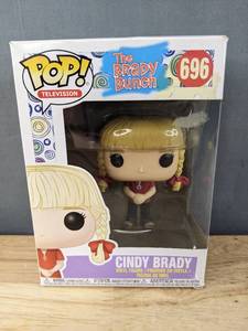 lot 97J image: Brand New Funko Pop The Brady Bunch Cindy Brady #696 Figure V
