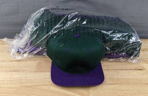 lot 249 image: 30 Brand New Yupoong Spruce and Purple Hats OSFM A