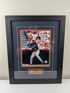 lot 7C image: MLB Framed Minnesota Twins Torii Hunter Autographed Photo 8x10 C