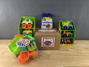 lot 136C image: Brand New Assorted Childrens Toys - Gigglescape Trucks, Beach Toy Set, Kidnoculars, Logging Truck B