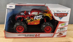 lot 132 image: New Disney Pixar Cars Lightning McQeen Radio Control RC Remote Control Car B