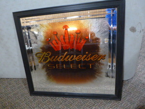 lot 30 image: Budweiser Select Mirror Sign