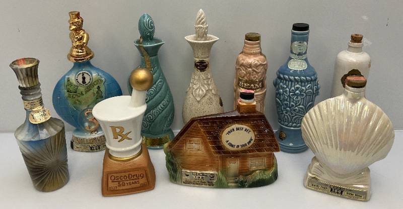 lot 115 image: Msc. Jim Beam Collectible Decanters & More (EMPTY)