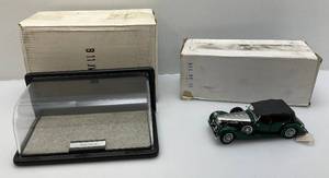 lot 11 image: Franklin Mint (1938 Alvis 4.3 Litre) Miniature Die Cast In Original Box & Display Case In Original Box