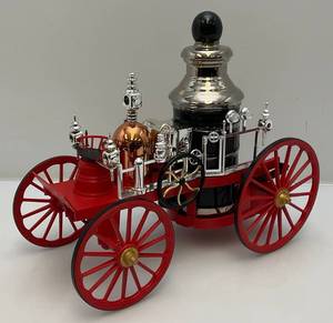 lot 54 image: Vintage Jim Beam Mississippi Fire Engine Decanter (EMPTY)