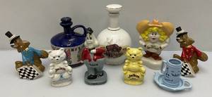 lot 68 image: Misc. Jim Beam Collectors Society Wade Collectibles
