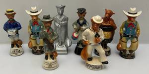 lot 143 image: Misc. Jim Beam Collectors Society Miniature Fox Figurines