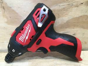 lot 84 image: Milwaukee Screwdriver Model # 2401-20 - Tool Only