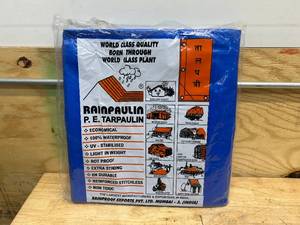 lot 72 image: 9 x 9 Blue Tarp