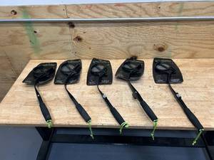 lot 121 image: HYPERPRODUCTS Lot of 5- Premier Choice Hand Clay Pigeon Throwers