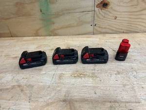 lot 135 image: Lot of 4- MILWAUKEE Batteries (non-working)