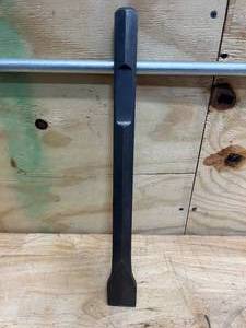 lot 164 image: HAMMER Big Flat Chisel 28x410MM