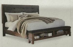 lot 18 image: ASHLEY Ralene Queen Upholstered Panel Bed