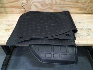 lot 197 image: Set of Black Car Mats