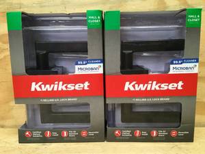 lot 3 image: Lot of 2 - Kwikset Hall & Closet Door Handles