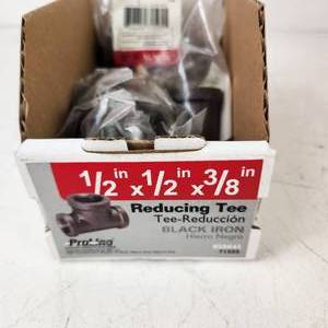 lot 10 image: New Proline Reducing Tee Black Iron 12 x 12 x 38 Qty 5