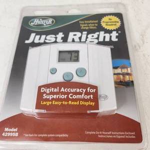 lot 18 image: New Hunter Just Right Thermostat Easy Installation