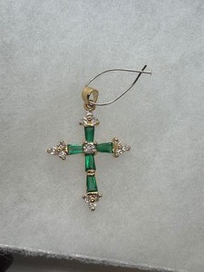 2.00 ct Emerald Cross 14kt Yellow Gold Plated