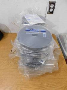 lot 17 image: (22) Rolls of 1 x 100 Multi-Use Hanger Strap