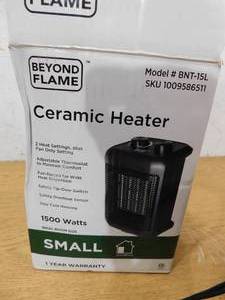 lot 68 image: 1500-Watt Electric Personal Ceramic Space Heater