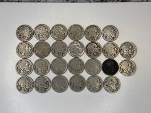 LOT OF 26 BUFFALO NICKELS MIXED DATES
