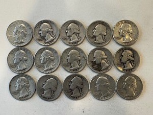 LOT OF 15 SILVER QUARTERS MIXED DATES