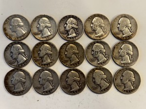 LOT OF 15 SILVER QUARTERS MIXED DATES